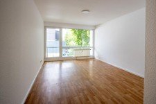 Hauptbild Erstbezug nach Sanierung - 1-Zimmer-Wohnung mit Balkon und Stellplatz in Hattersheim